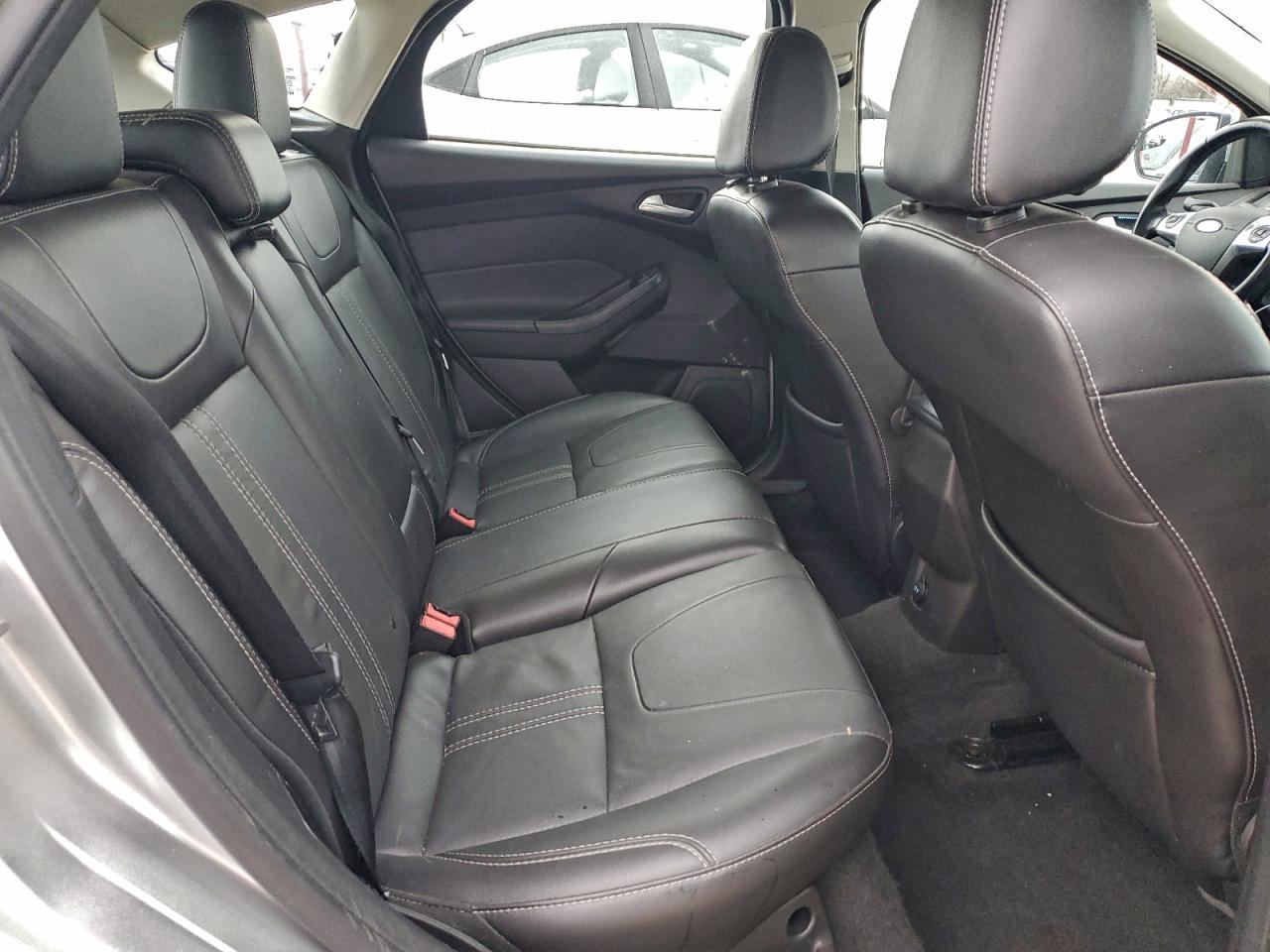 Ford Focus Se Image 10