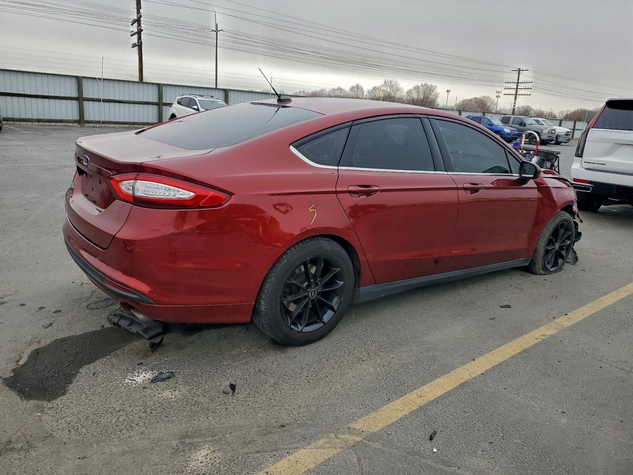 Ford Fusion S Image 3