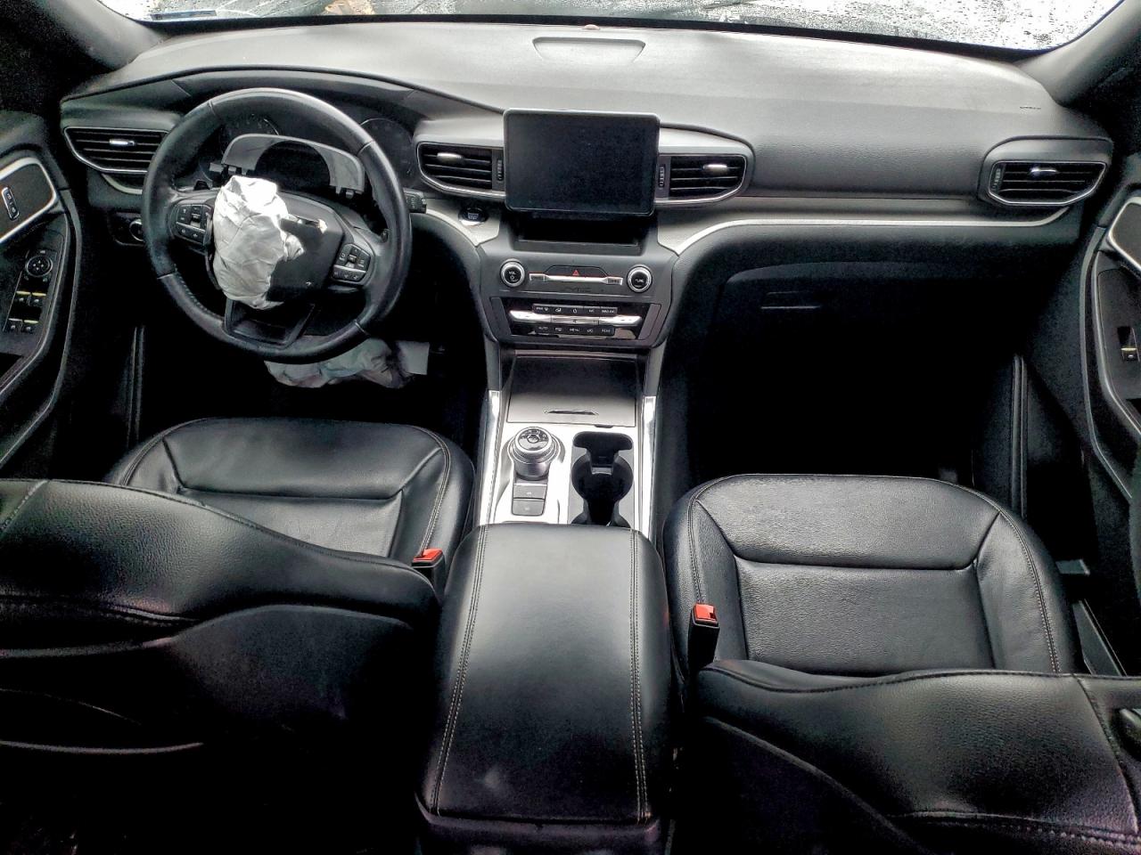 Ford Explorer Xlt Image 5