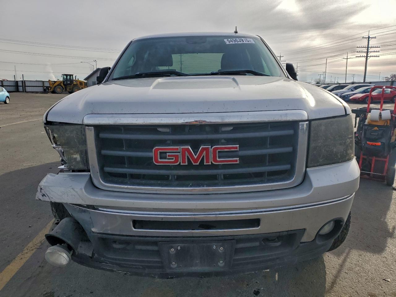 GMC Sierra K1500 Sle Image 2