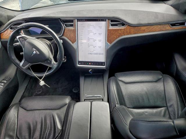 Tesla Model S Image 10