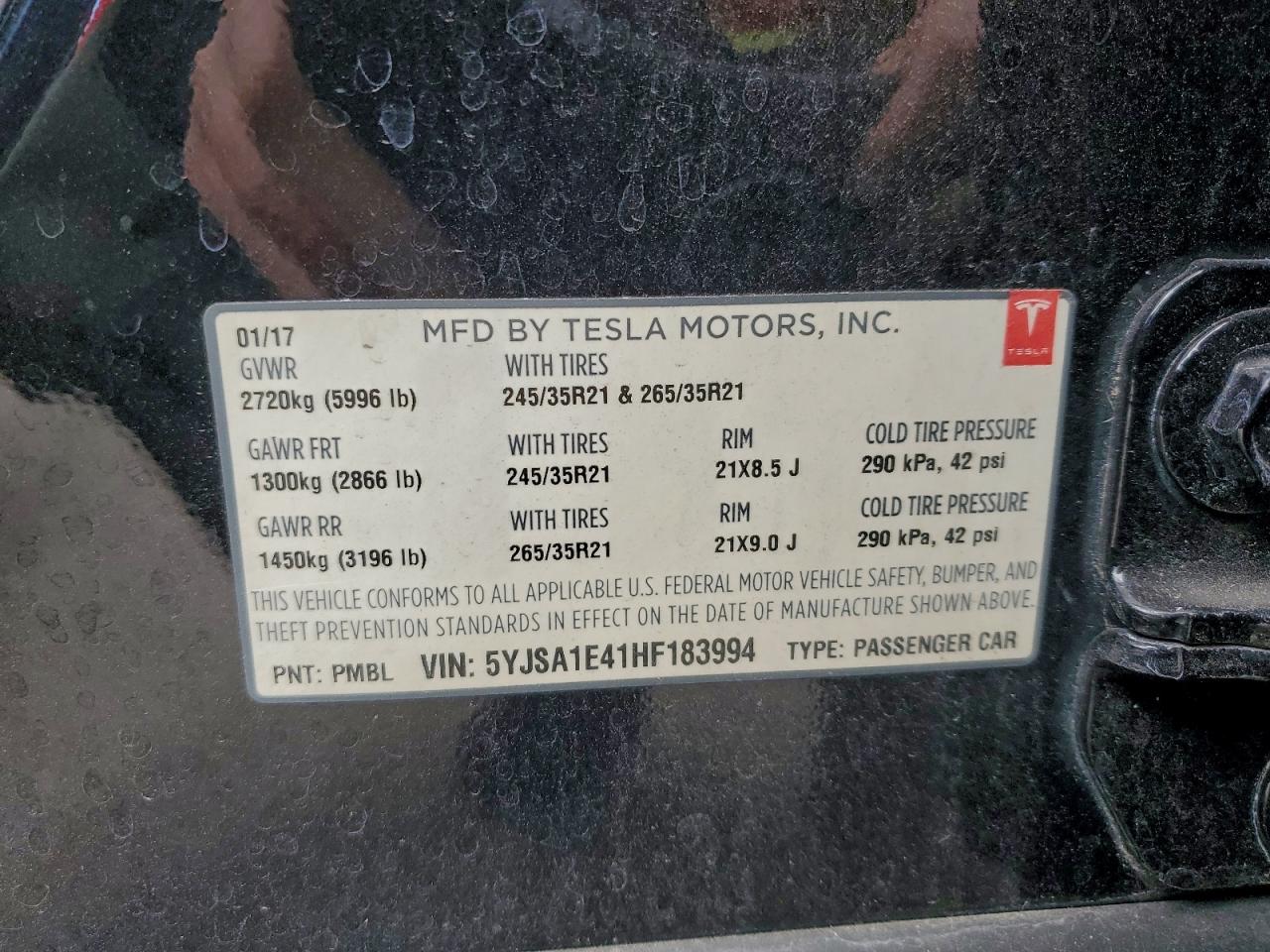 Tesla Model S Image 4