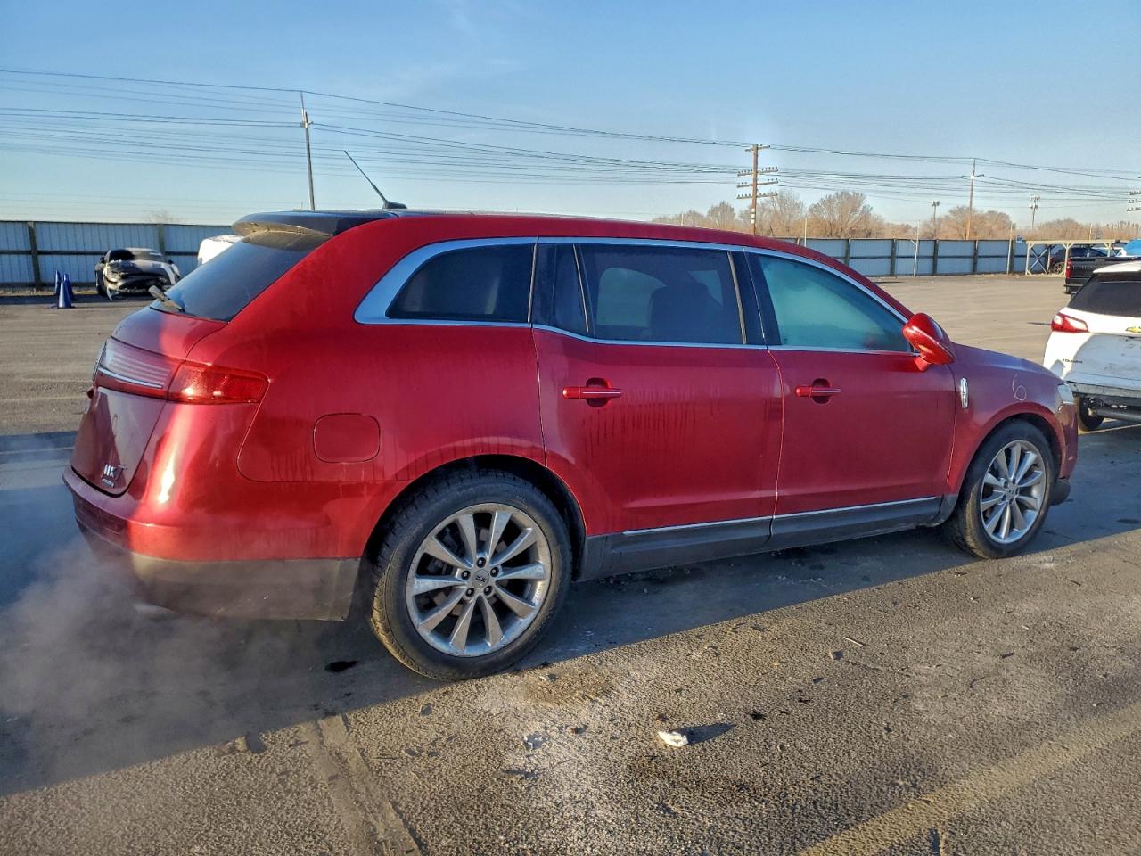 Lincoln MKT Image 9