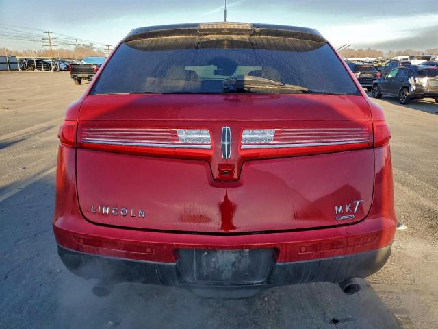 Lincoln MKT Image 4