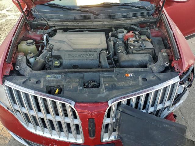 Lincoln MKT Image 13