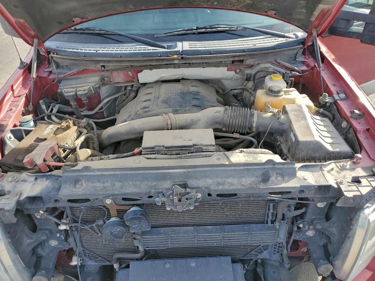 Ford F-150 Supercrew Image 7