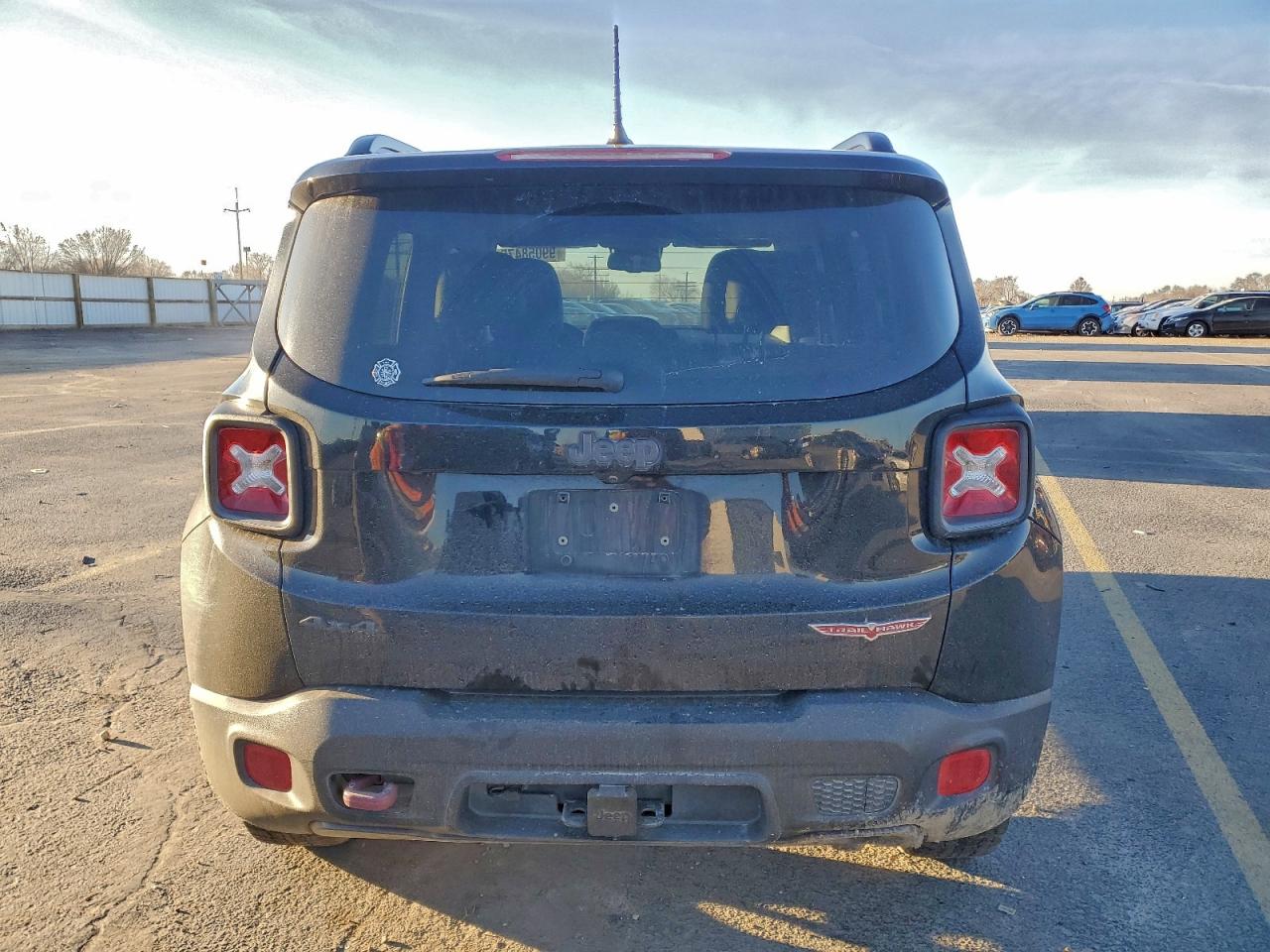 Jeep Renegade Trailhawk Image 2