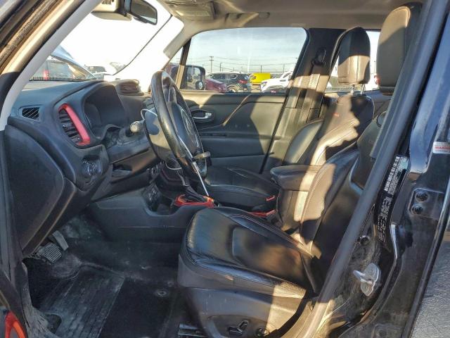 Jeep Renegade Trailhawk Image 10