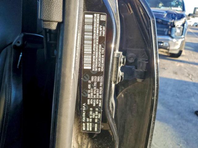 Jeep Renegade Trailhawk Image 11