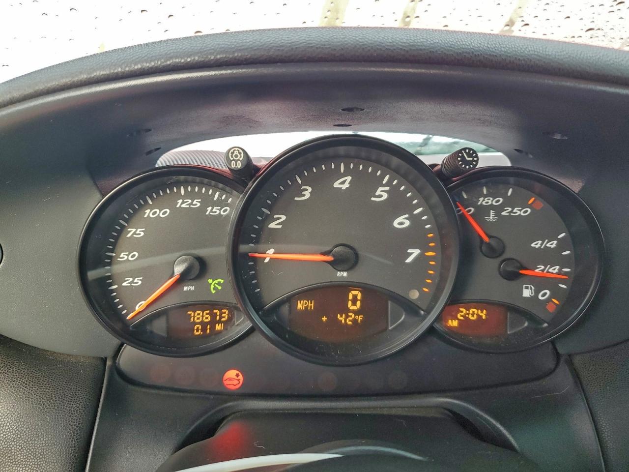 Porsche Boxster Image 12