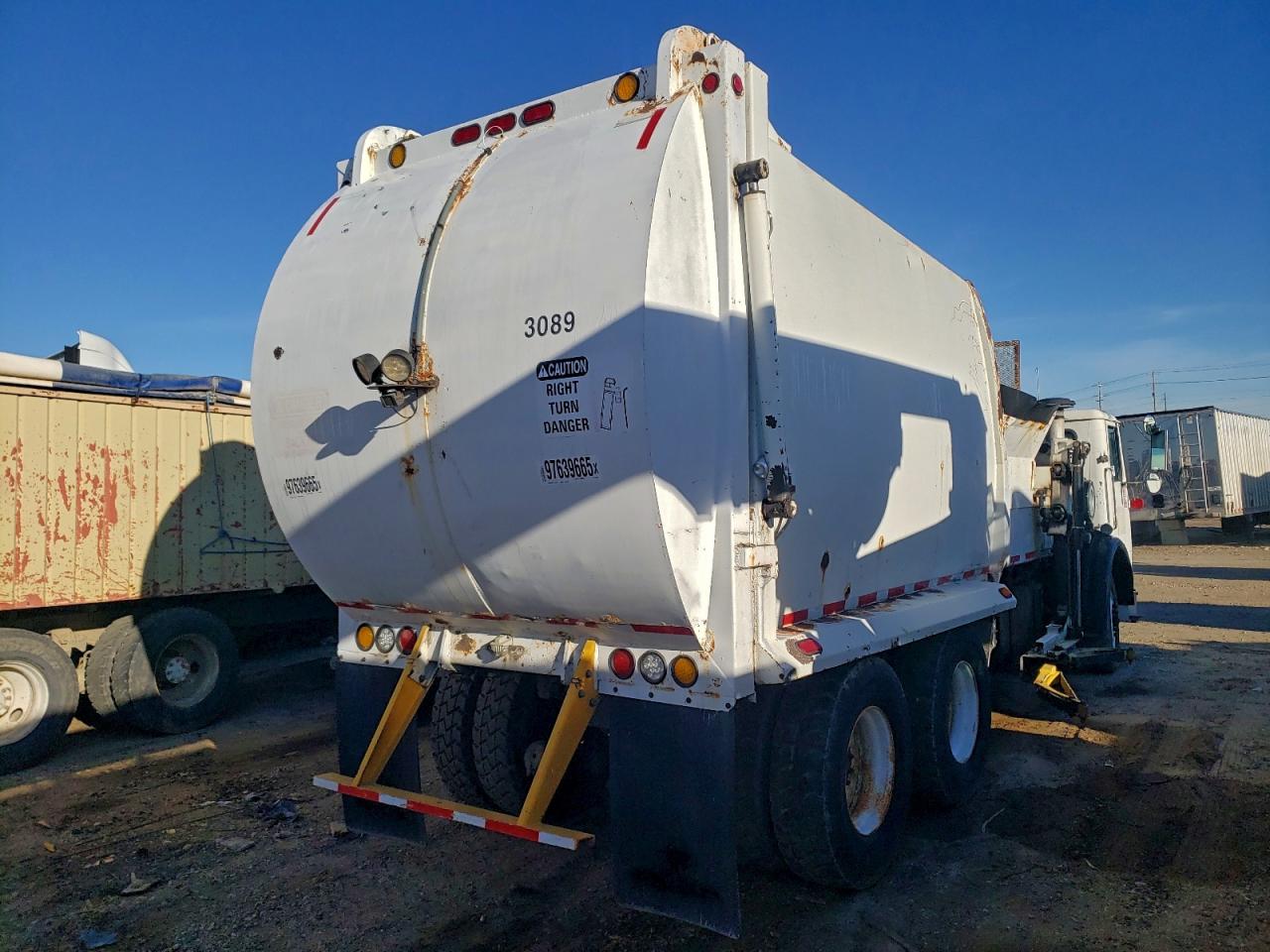 Autocar Llc Other Wx Image 5