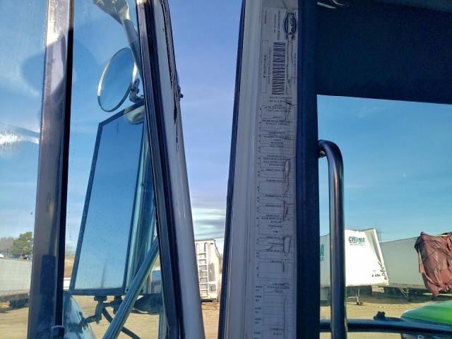 Autocar Llc Other Wx Image 8