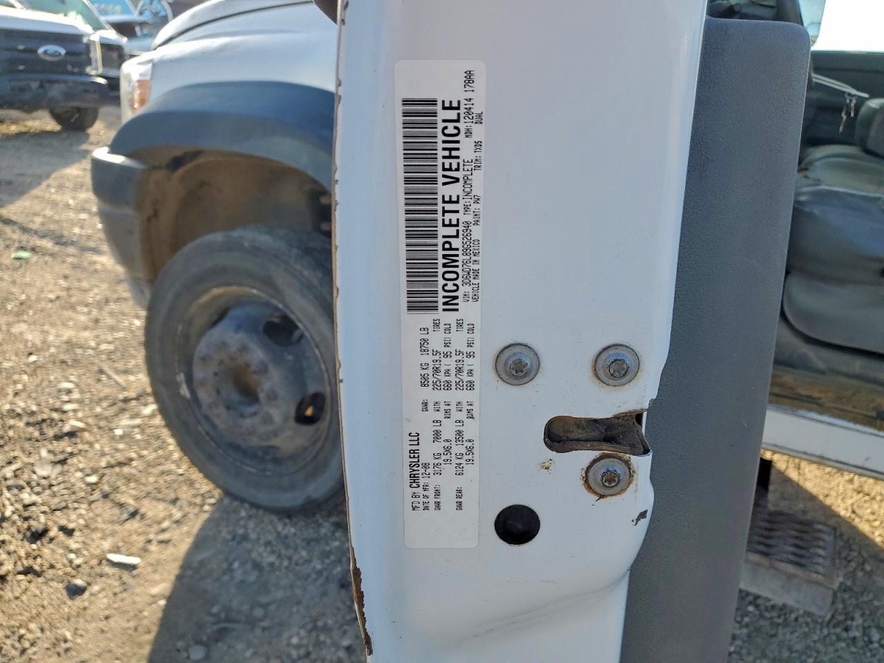 Dodge Ram 5500 St Image 11