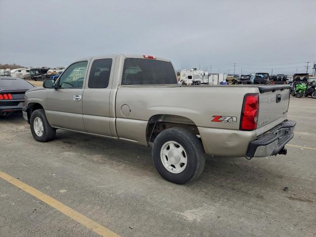 Chevrolet Silverado K1500 Image 4