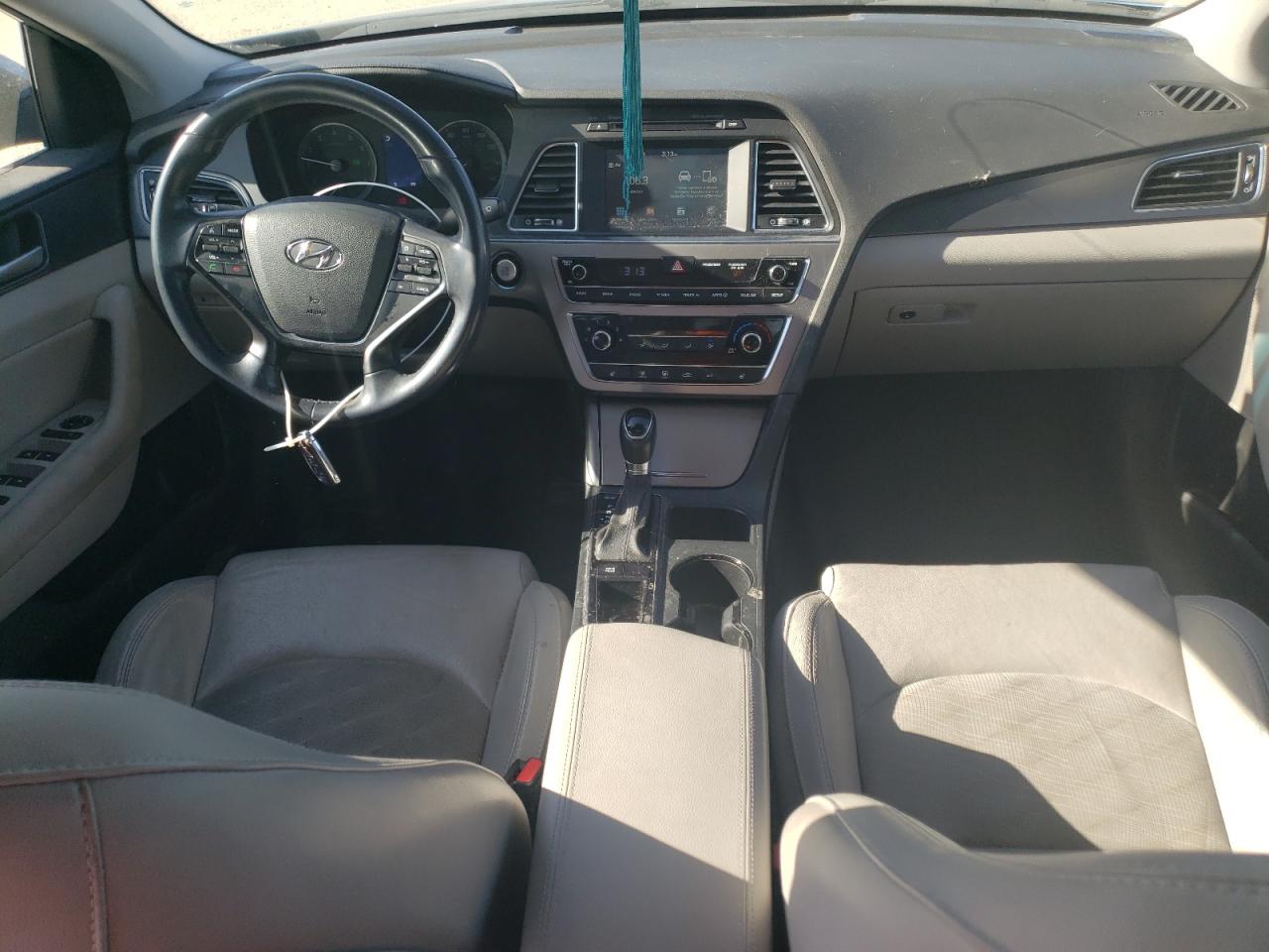 Hyundai SONATA Sport Image 12