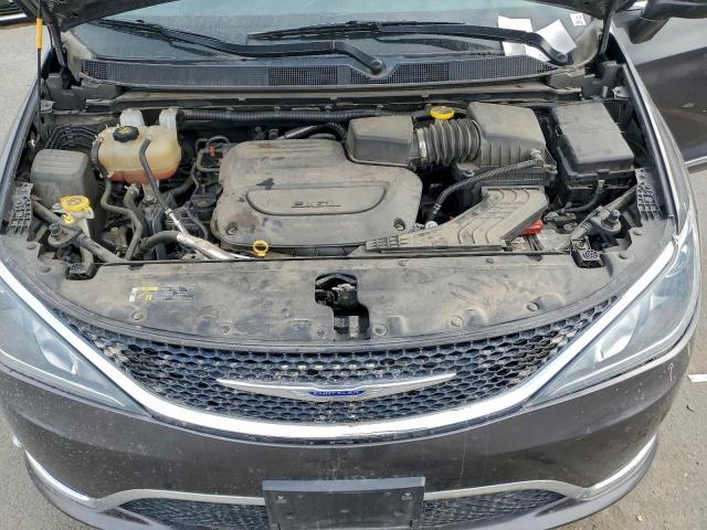 Chrysler Pacifica Touring L Image 13