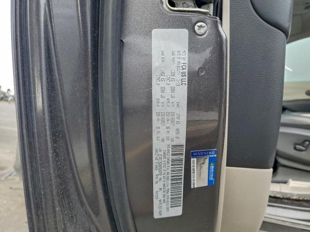 Chrysler Pacifica Touring L Image 12