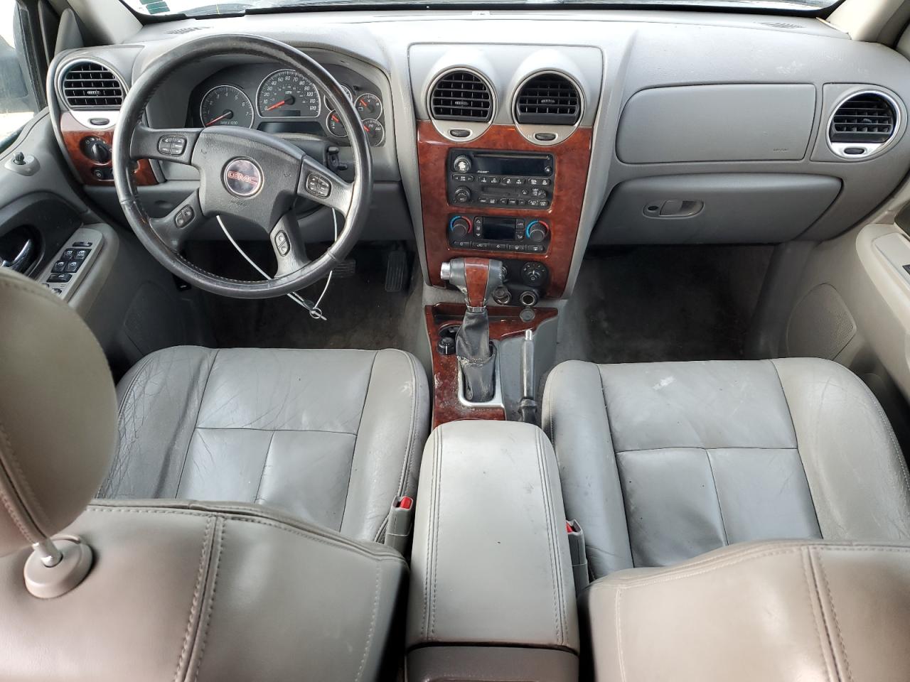 GMC Envoy Xl Image 6