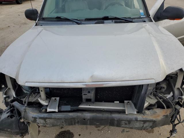 GMC Envoy Xl Image 13