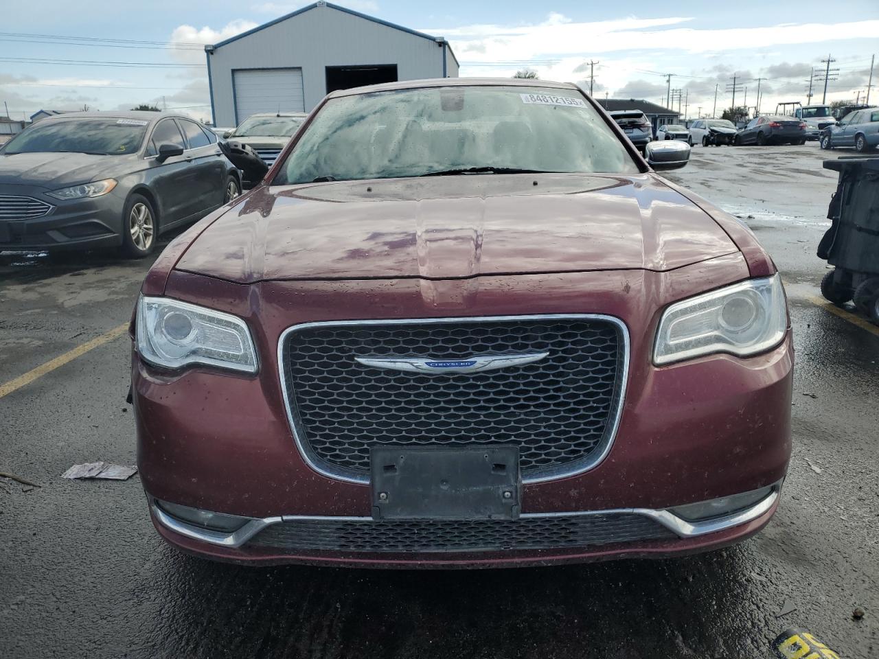 Chrysler 300 Limited Image 2
