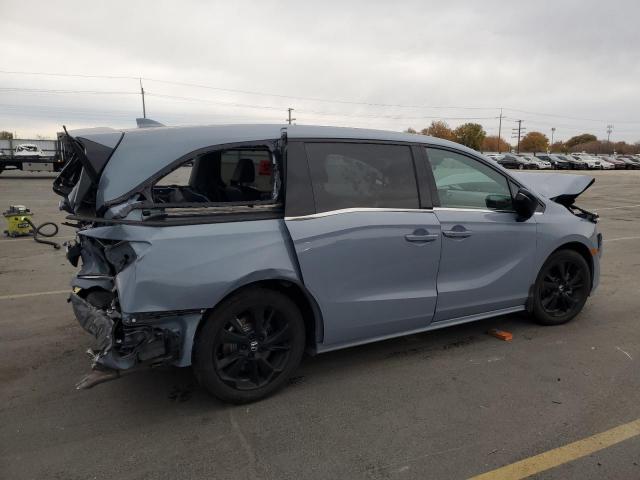 Honda Odyssey Sport Image 3