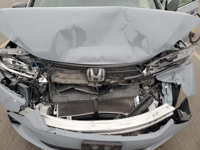 Honda Odyssey Sport Image 5