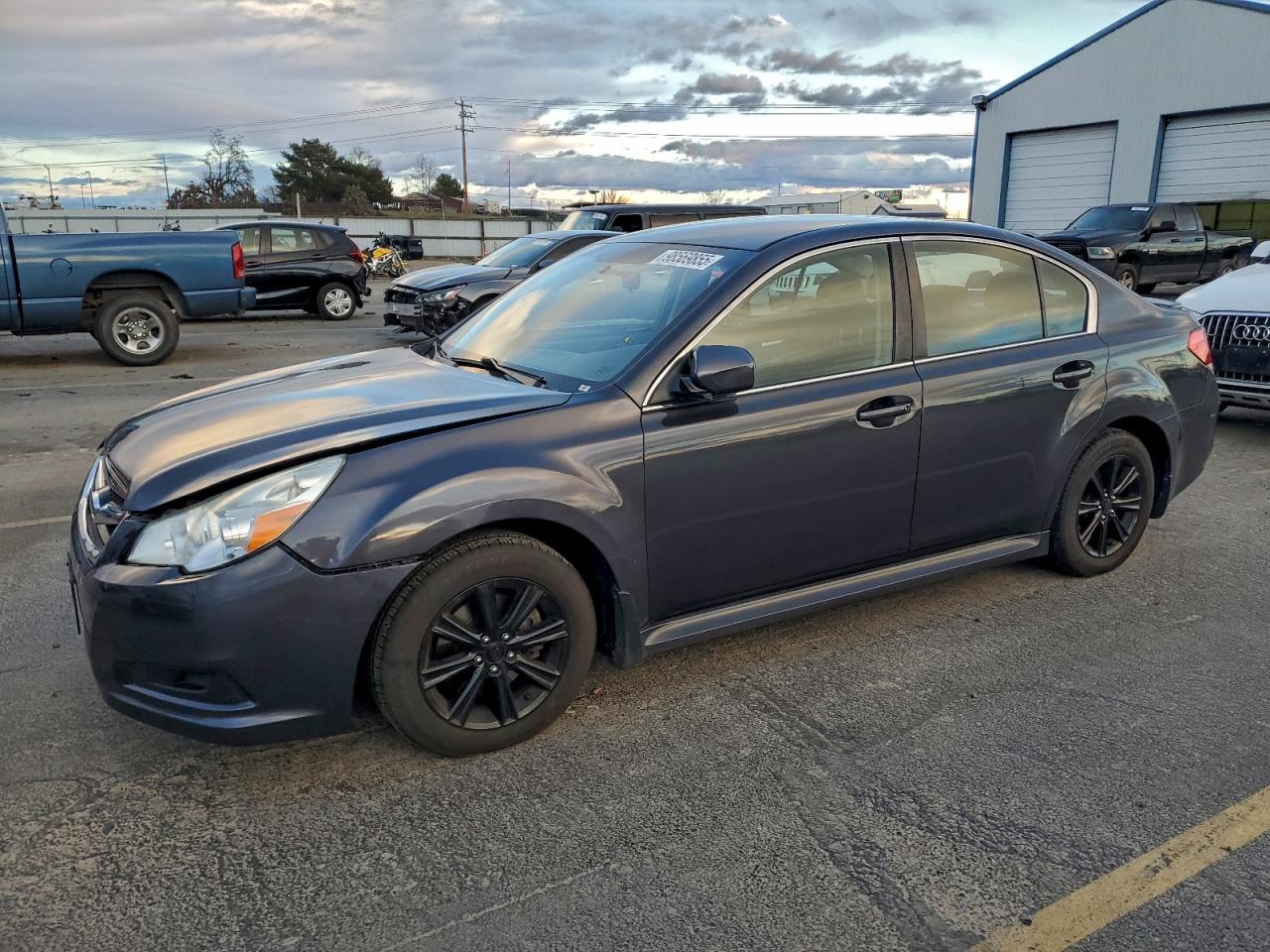 Subaru Legacy 2.5i Premium Image 1