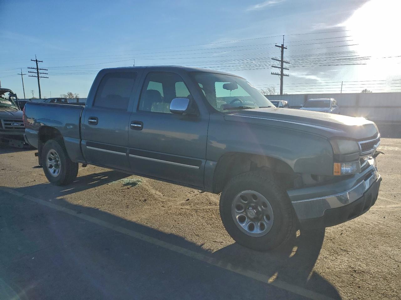Chevrolet Silverado K1500 Image 6