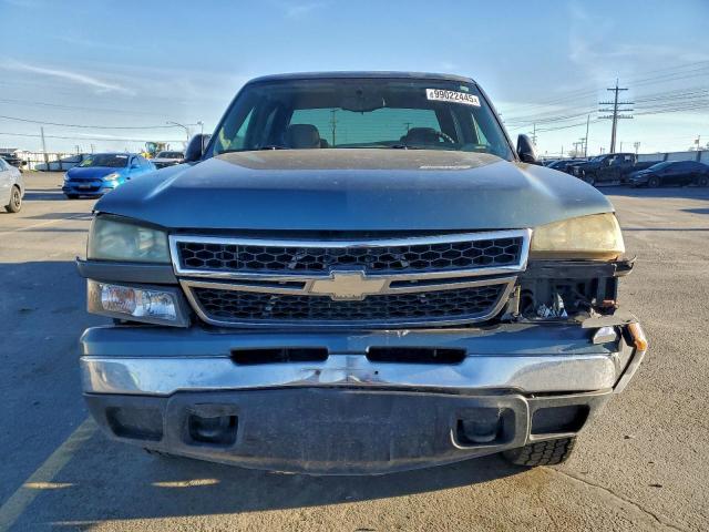 Chevrolet Silverado K1500 Image 7