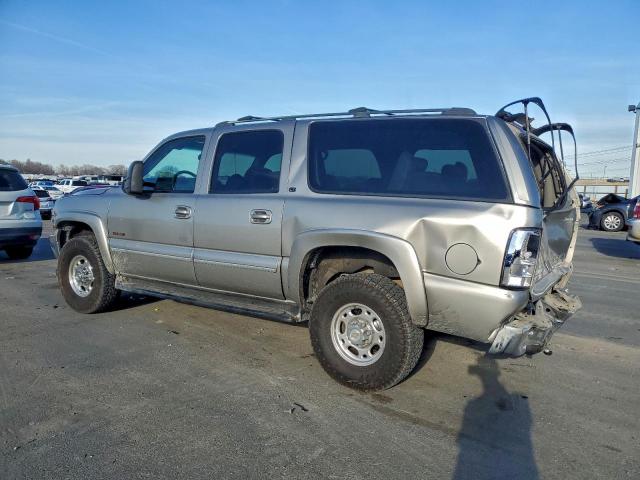 Chevrolet Suburban K2500 Image 10