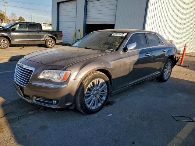  Salvage Chrysler 300