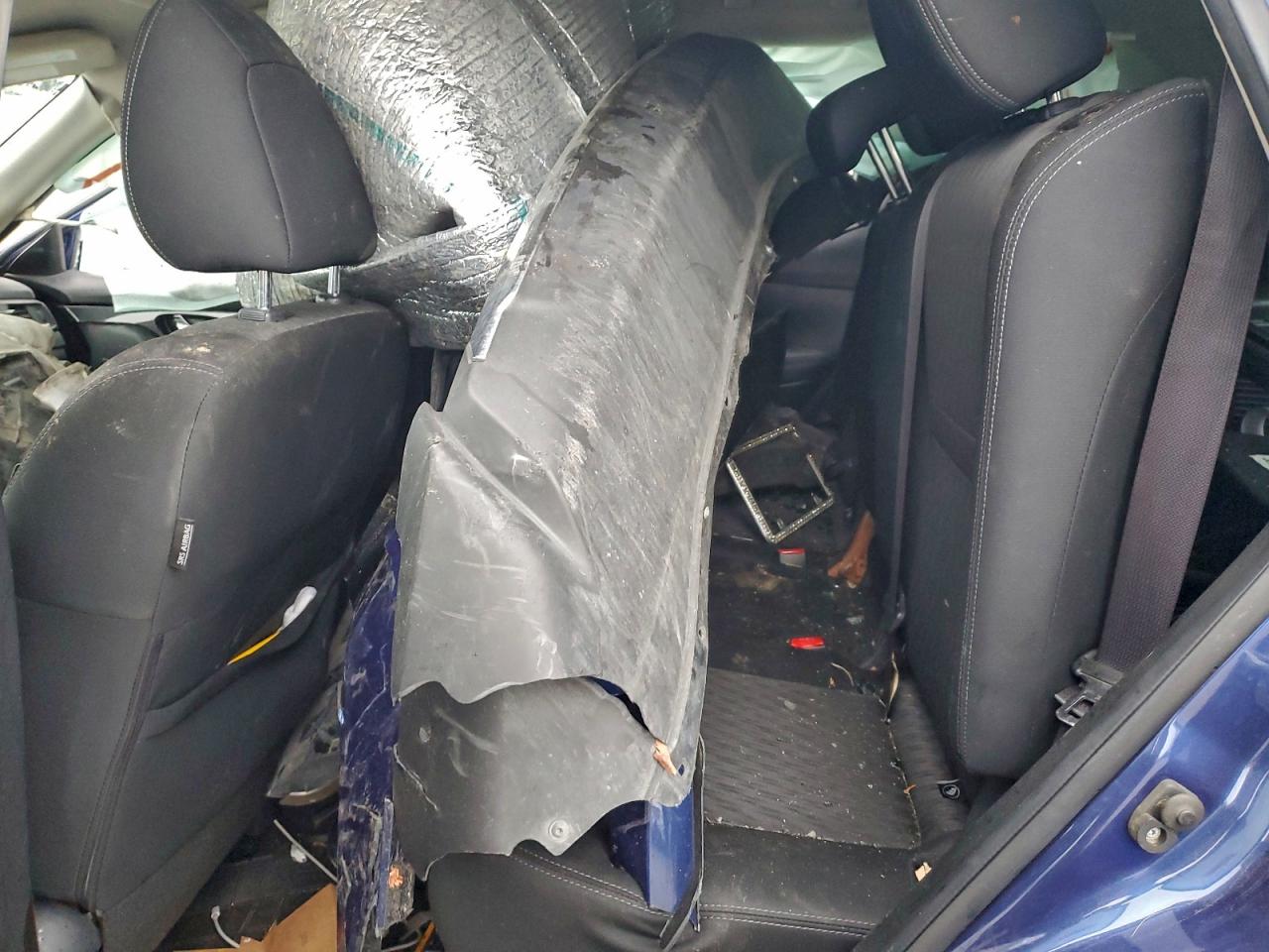 Nissan Rogue S Image 9