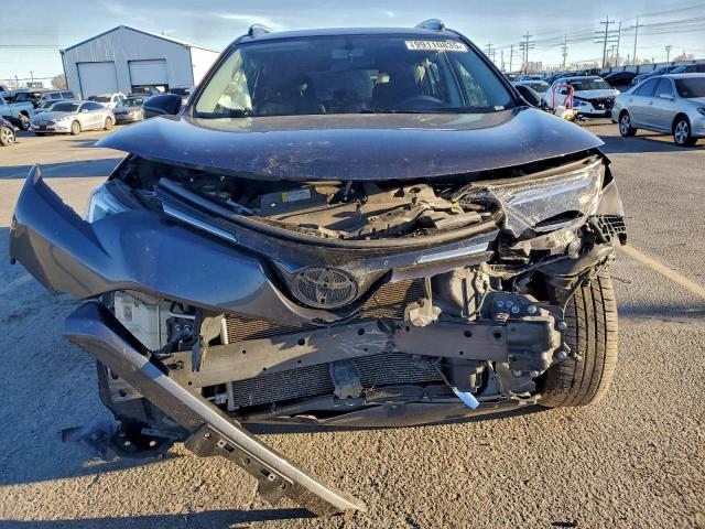 Toyota RAV4 Le Image 7