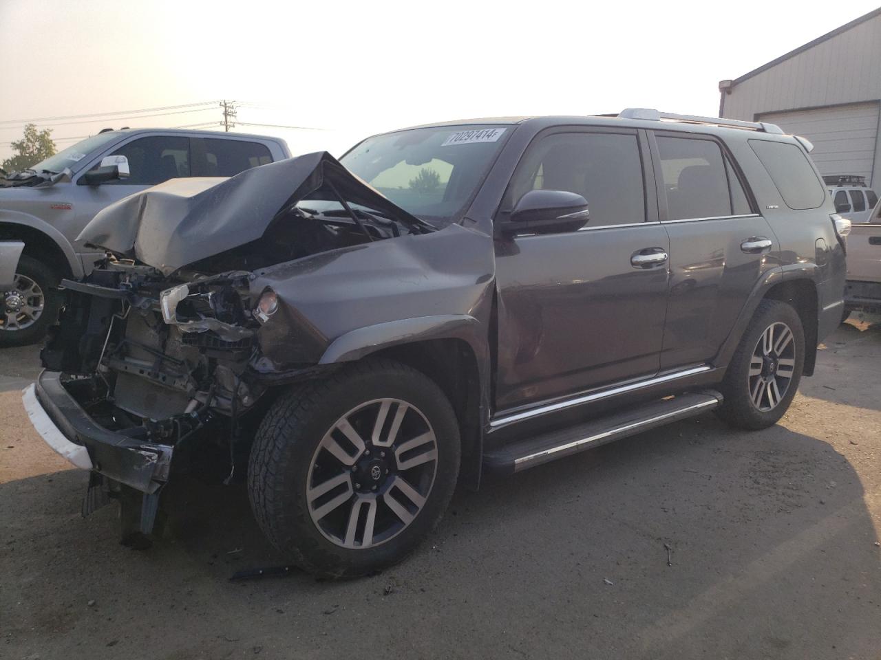 Toyota 4Runner Sr5/sr5 Premium Image 1