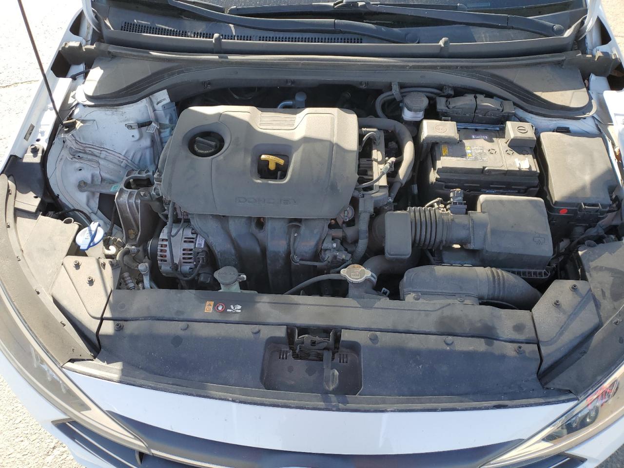 Hyundai ELANTRA Sel Image 10