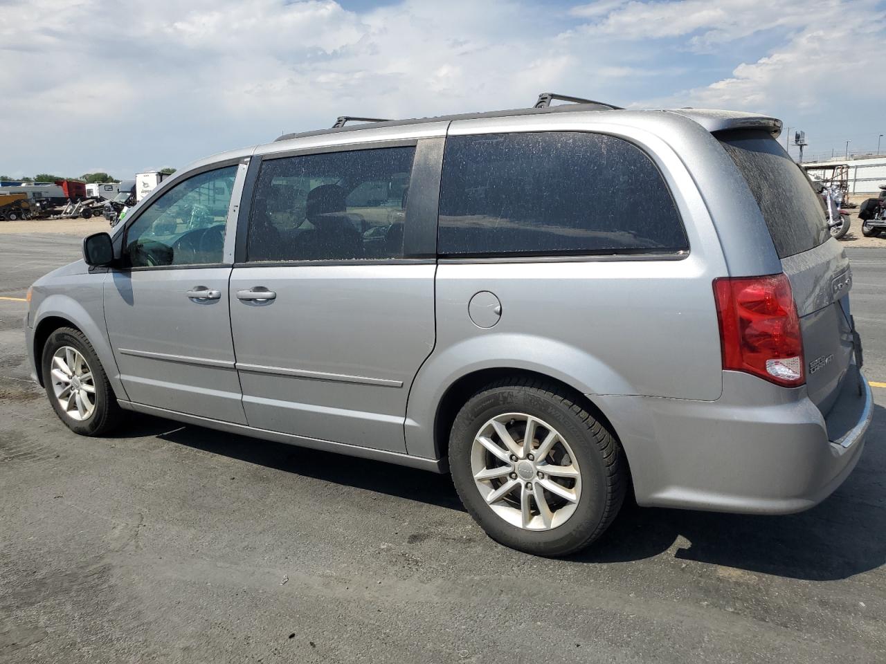 Dodge Caravan Sxt Image 2