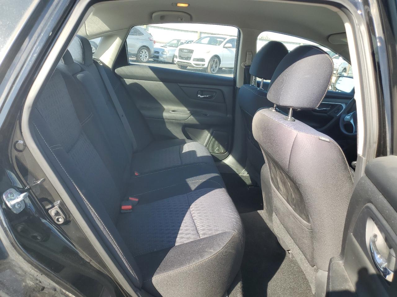 Nissan Altima 2.5 Image 2