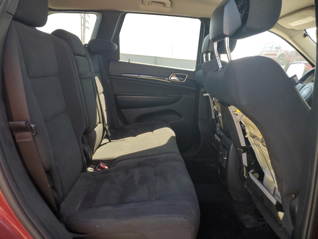 Jeep Grand Cherokee Laredo Image 4