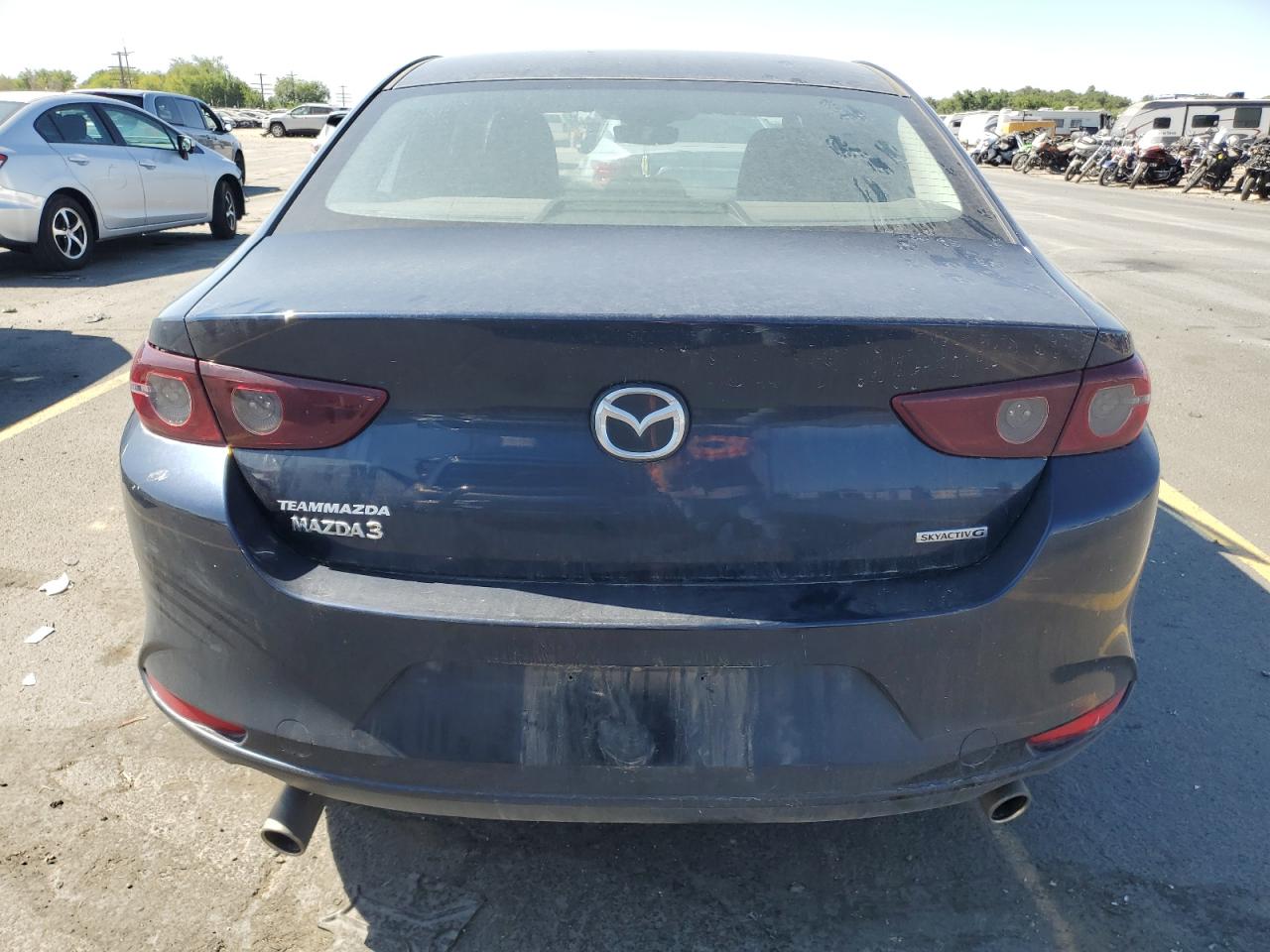 Mazda 3 Image 10