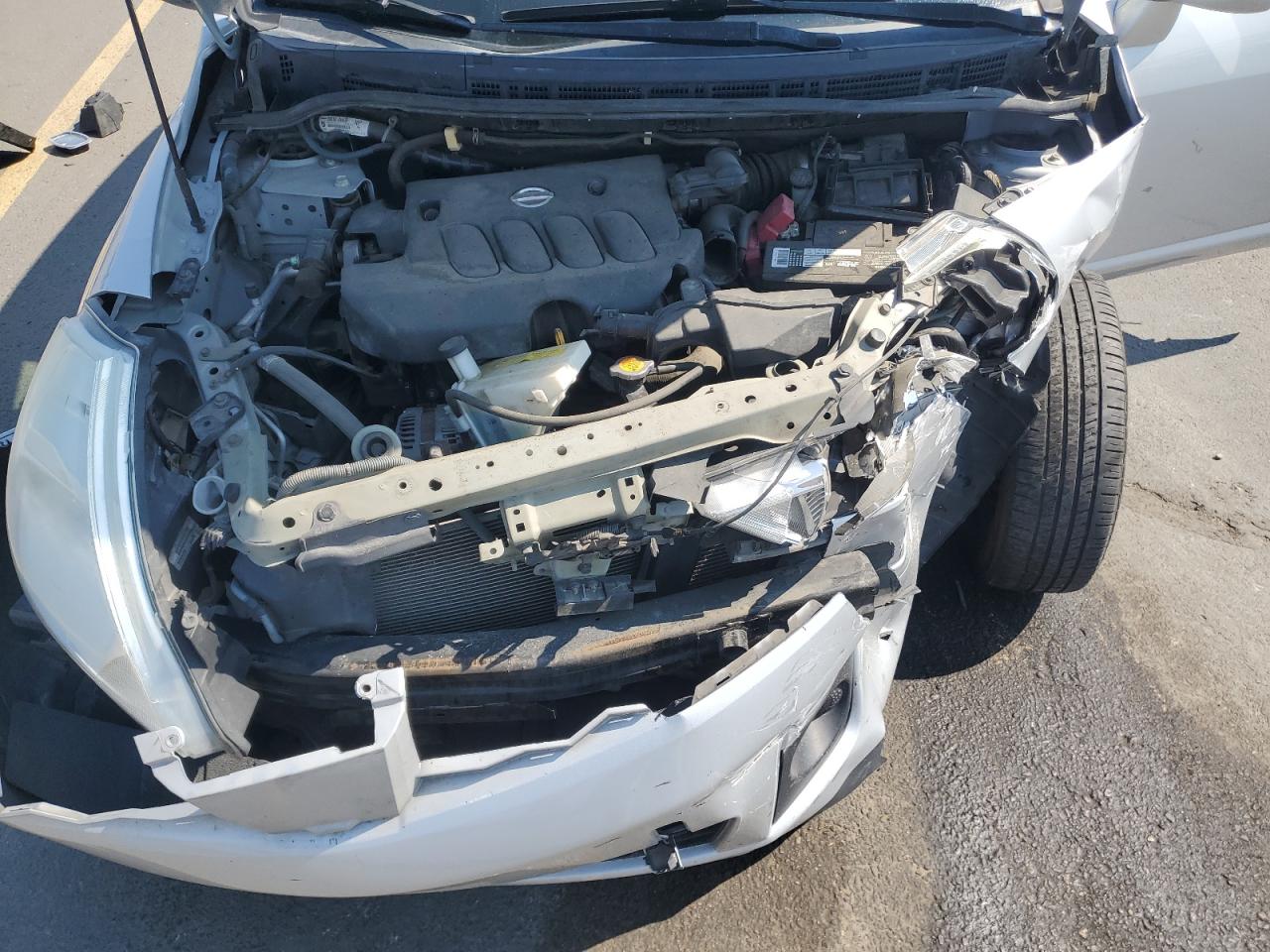 Nissan Versa S Image 12