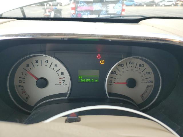 Ford Explorer Limited Image 8