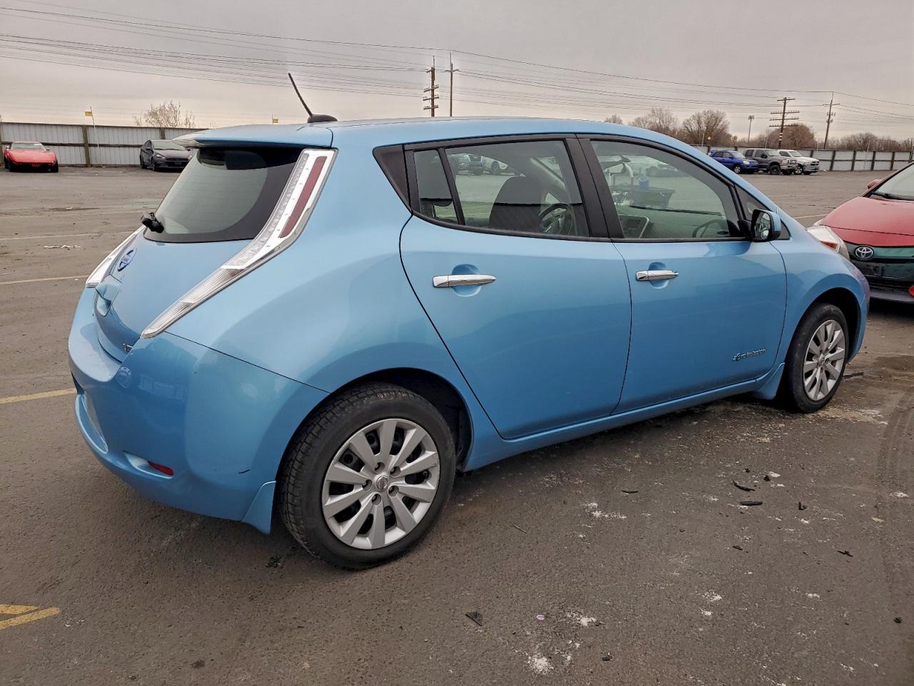 Nissan LEAF S Image 2