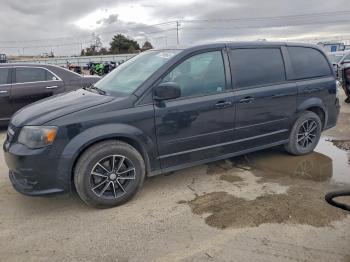  Salvage Dodge Caravan