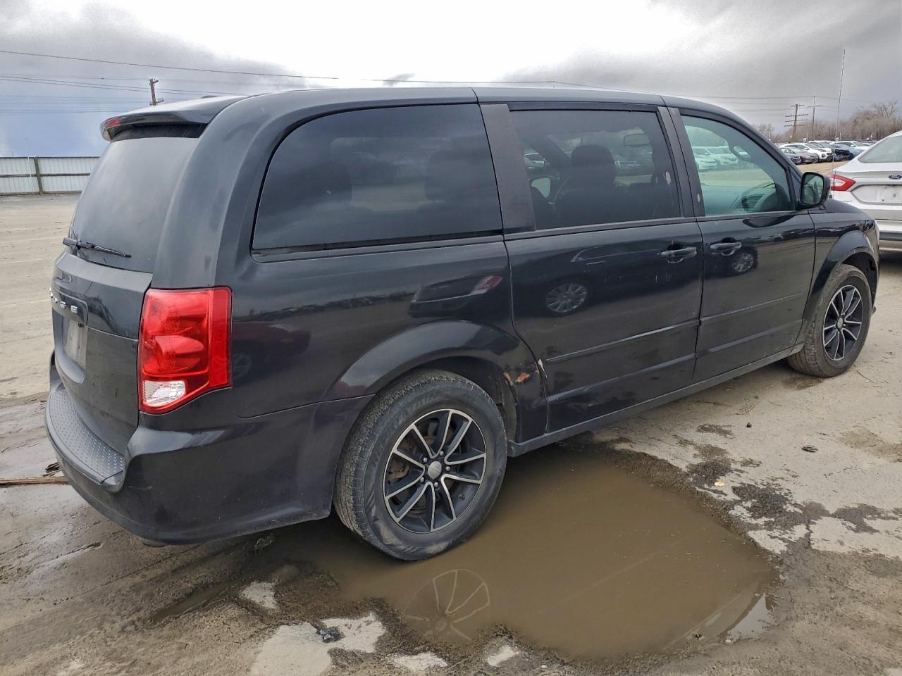 Dodge Caravan Sxt Image 3