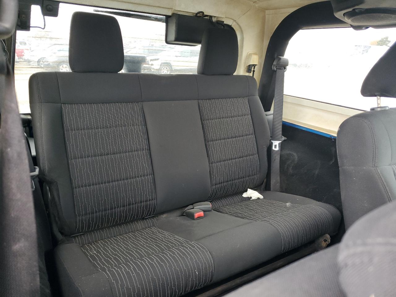 Jeep Wrangler Rubicon Image 8