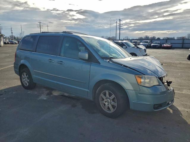Chrysler Minivan Touring Image 5