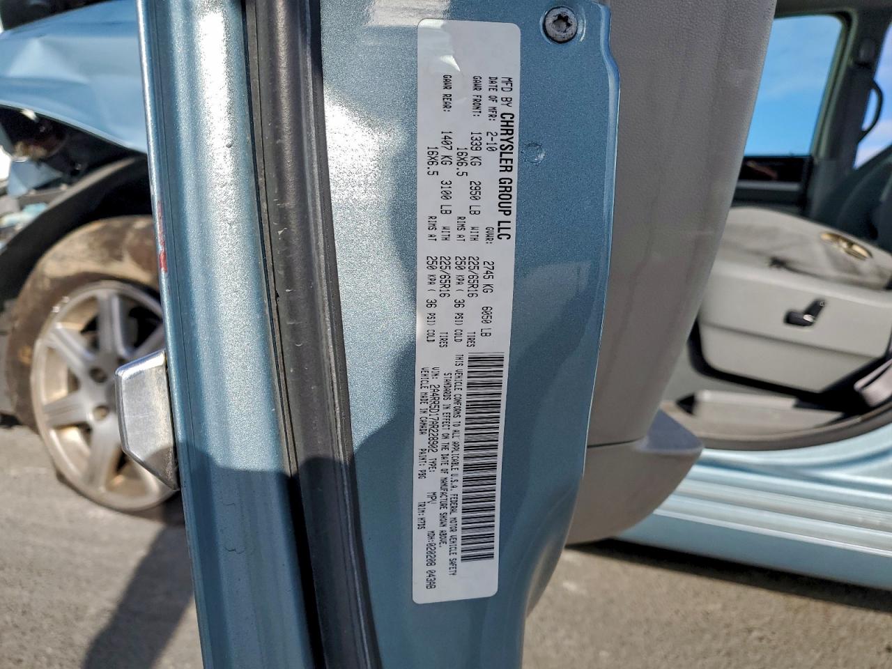 Chrysler Minivan Touring Image 12