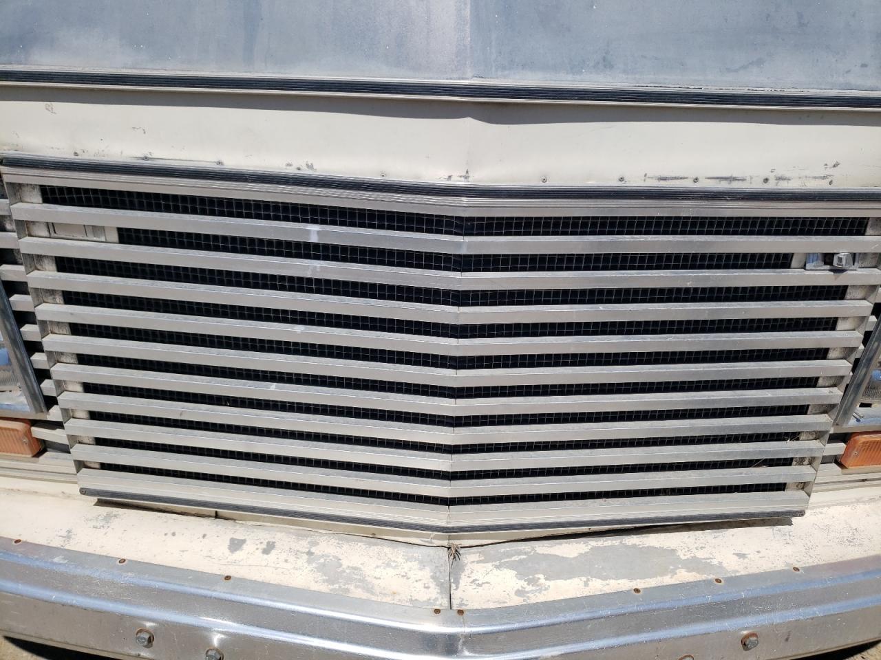 Chevrolet P30 Image 5