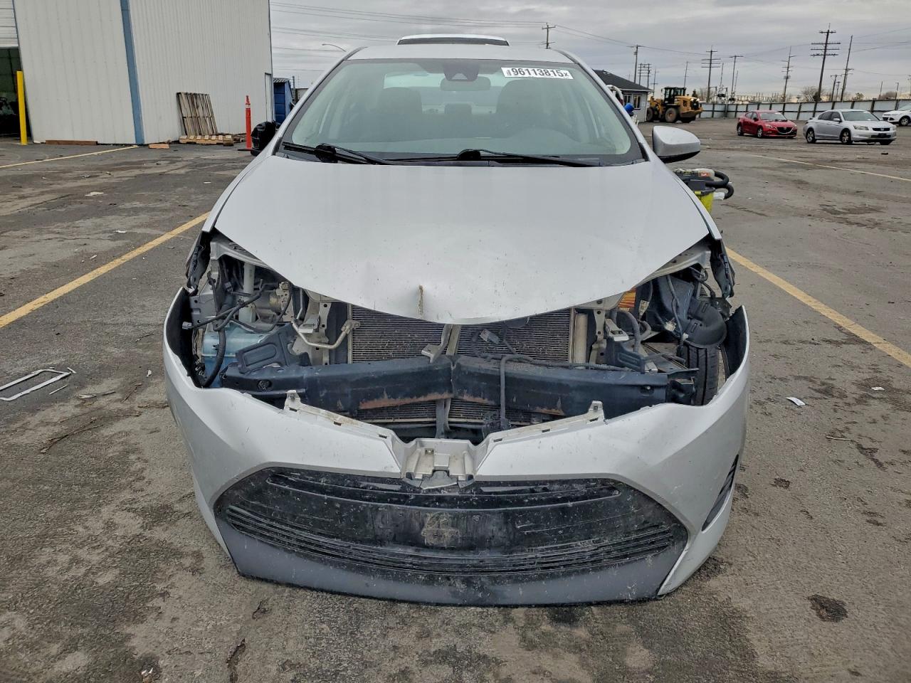 Toyota Corolla L Image 2