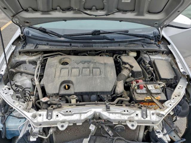 Toyota Corolla L Image 5